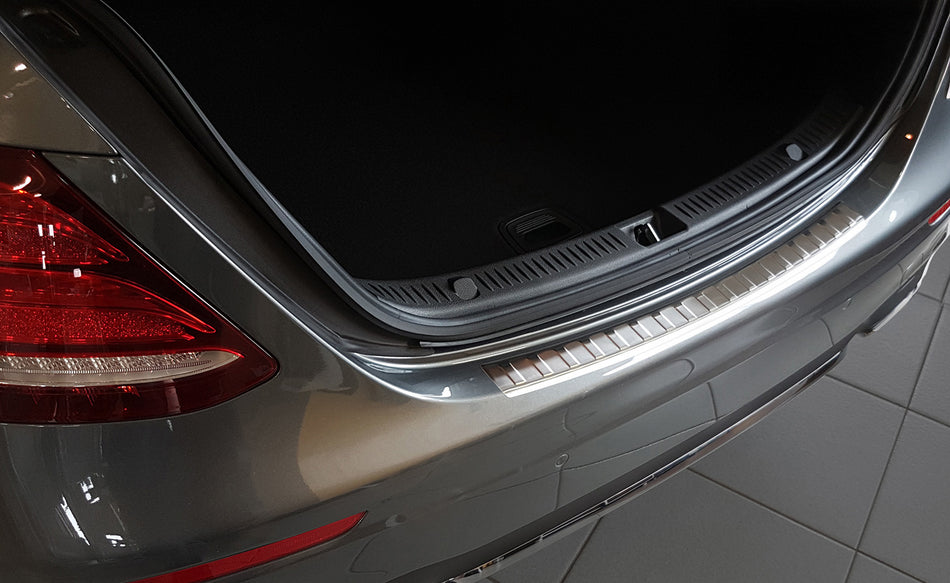 Avisa, Læssekantbeskytter E Klasse W213 Sedan 2016-2023 - Stål