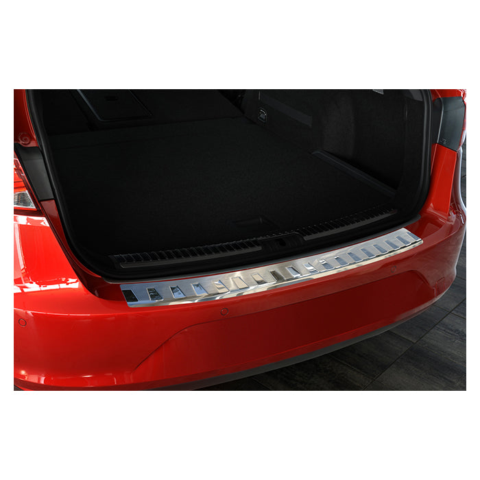 Avisa, Læssekantbeskytter Seat Leon St.car 2013-2020 Stål