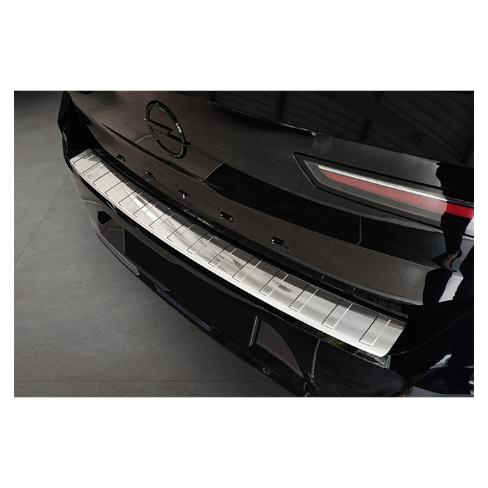 Avisa, Læssekantbeskytter Opel Astra VI Hatchback 2021- Stål