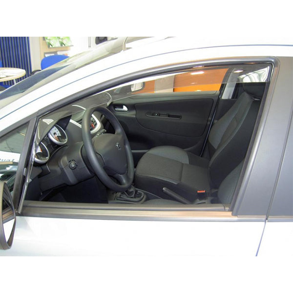 Climair, Vindafviser Peugeot 207 5drs 06-