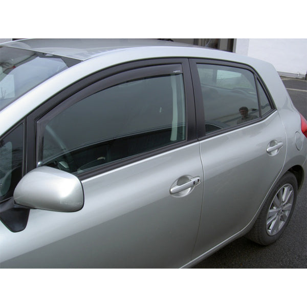 Climair, Vindafviser Toyota Auris 5drs 07-12