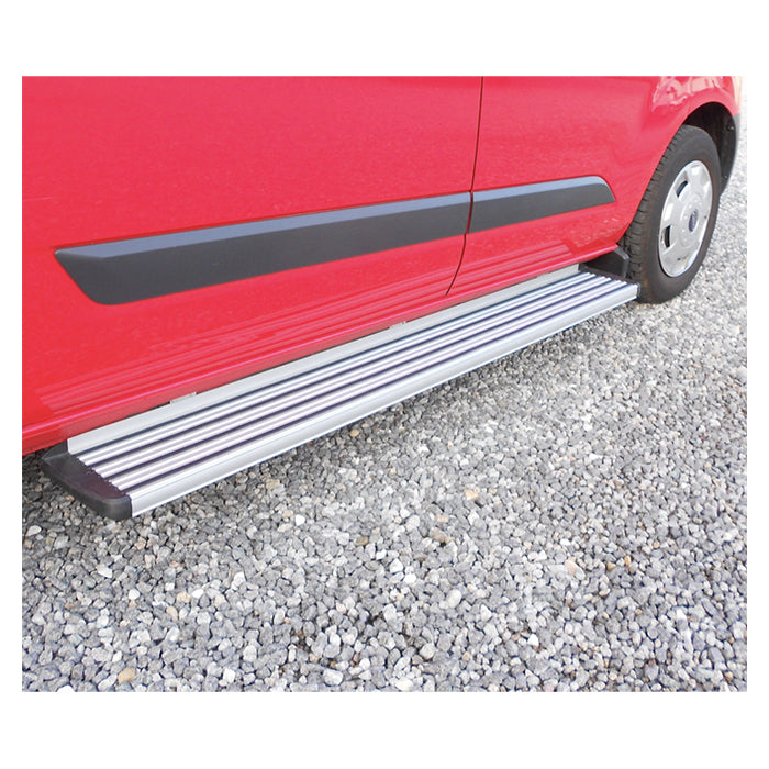 Dansk Anhængertræk, Universal Sidetrin Fordør, Skydedør 210 Cm uni. Beslag