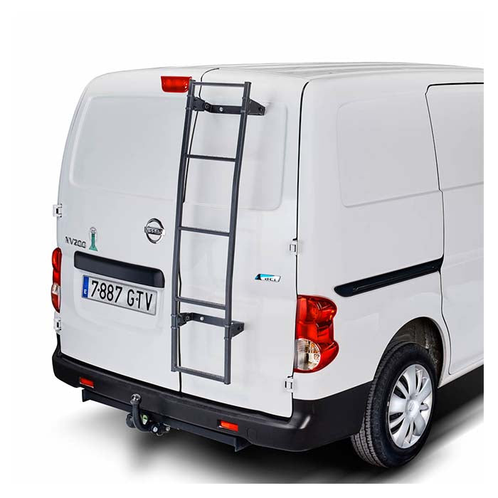 Cruz, Stige F/BAGDØR EF180